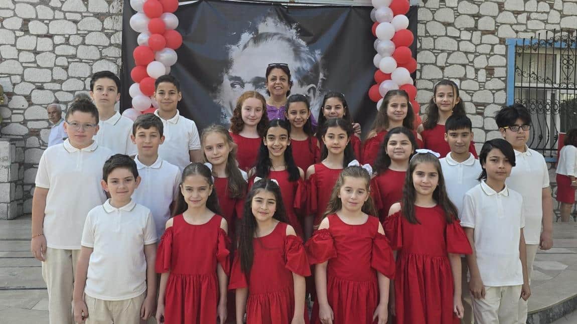 Okulumuzda, 19 Mayıs Atatürk'ü Anma Gençlik ve Spor Bayramı Coşkuyla Kutlandı